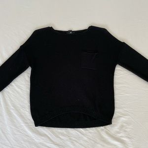BLACK KNIT SWEATER